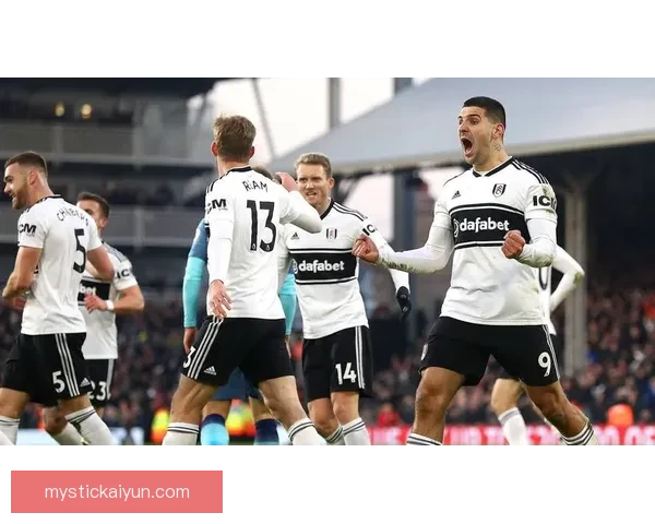 热刺关键球员表现稳健，状态回暖引发关注