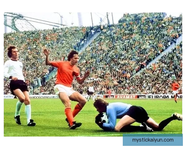 贝肯鲍尔继续保持强劲状态，展现出卓越自由人能力与比赛影响力